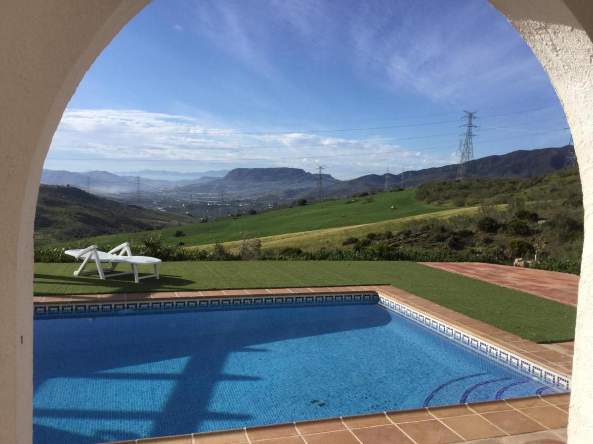 אלורה Cortijo Las Palmeras El Chorro מראה חיצוני תמונה